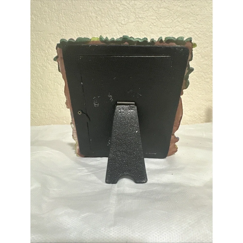 3D‎ Resin Garden Bears Picture Frame 3 1/2